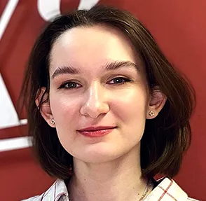 Преподаватель вокала Полина Лунина